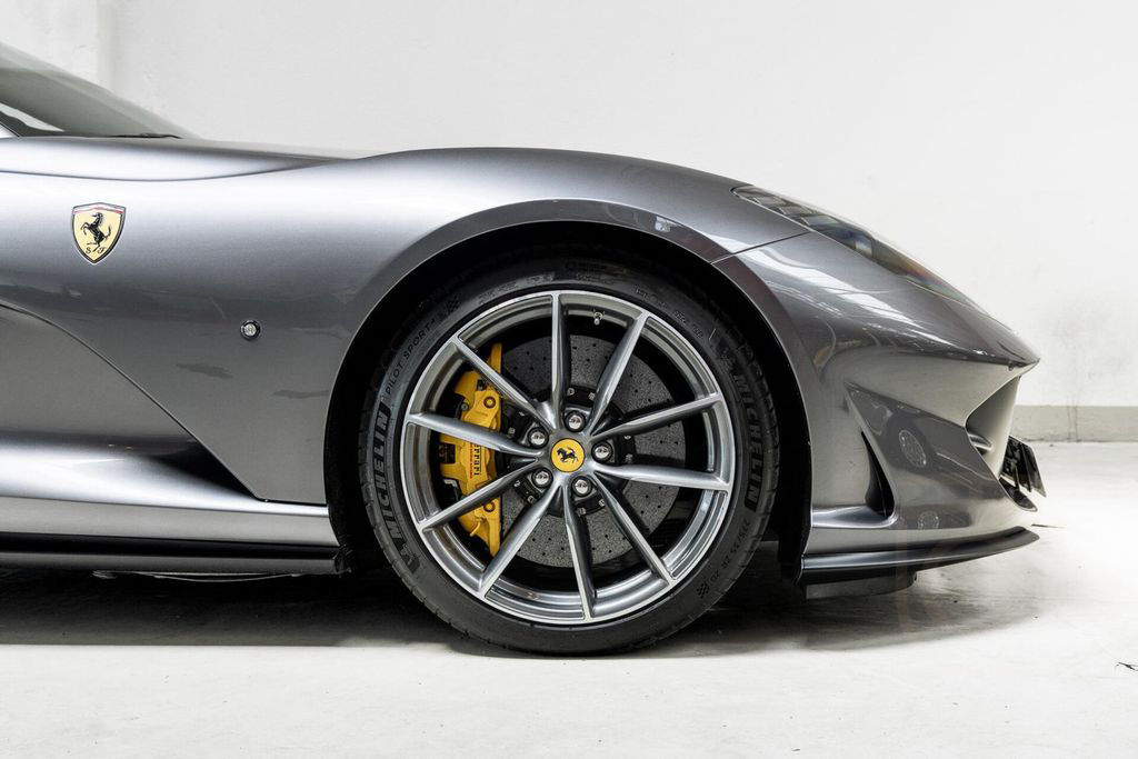 Ferrari 812 GTS - 1 Owner - 5 Ferrari Service & Year War