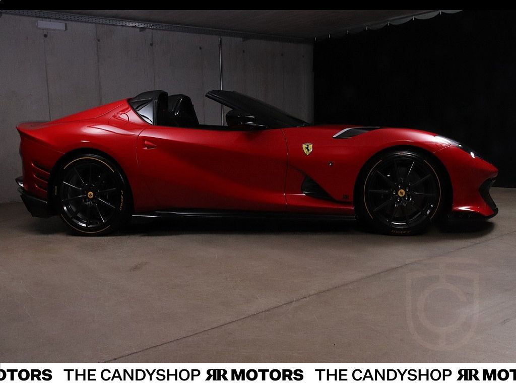 Ferrari 812 Competizione Aperta