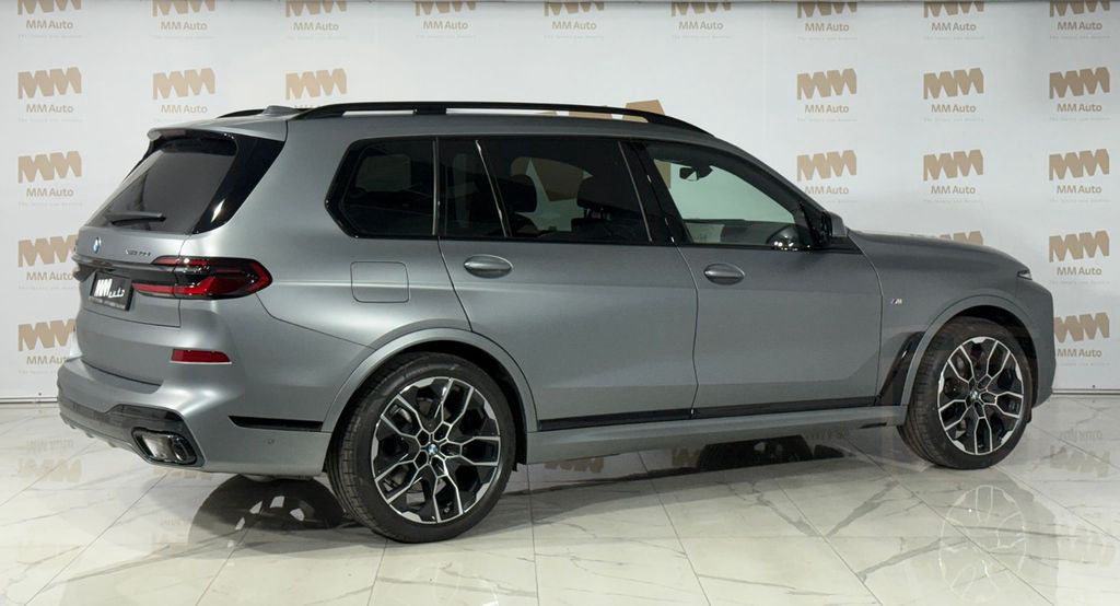 BMW X7 xDrive 40 d M Sport Pro Harman Frozen