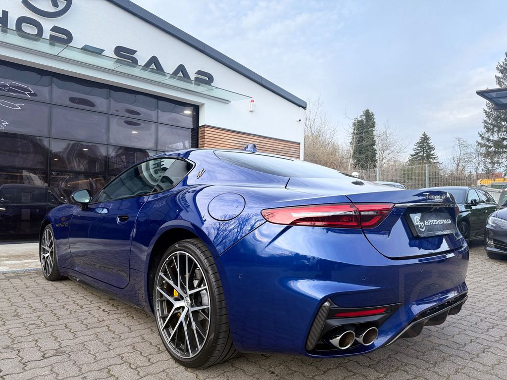 Maserati GranTurismo 3.0 V6 404 kW AWD Trofeo