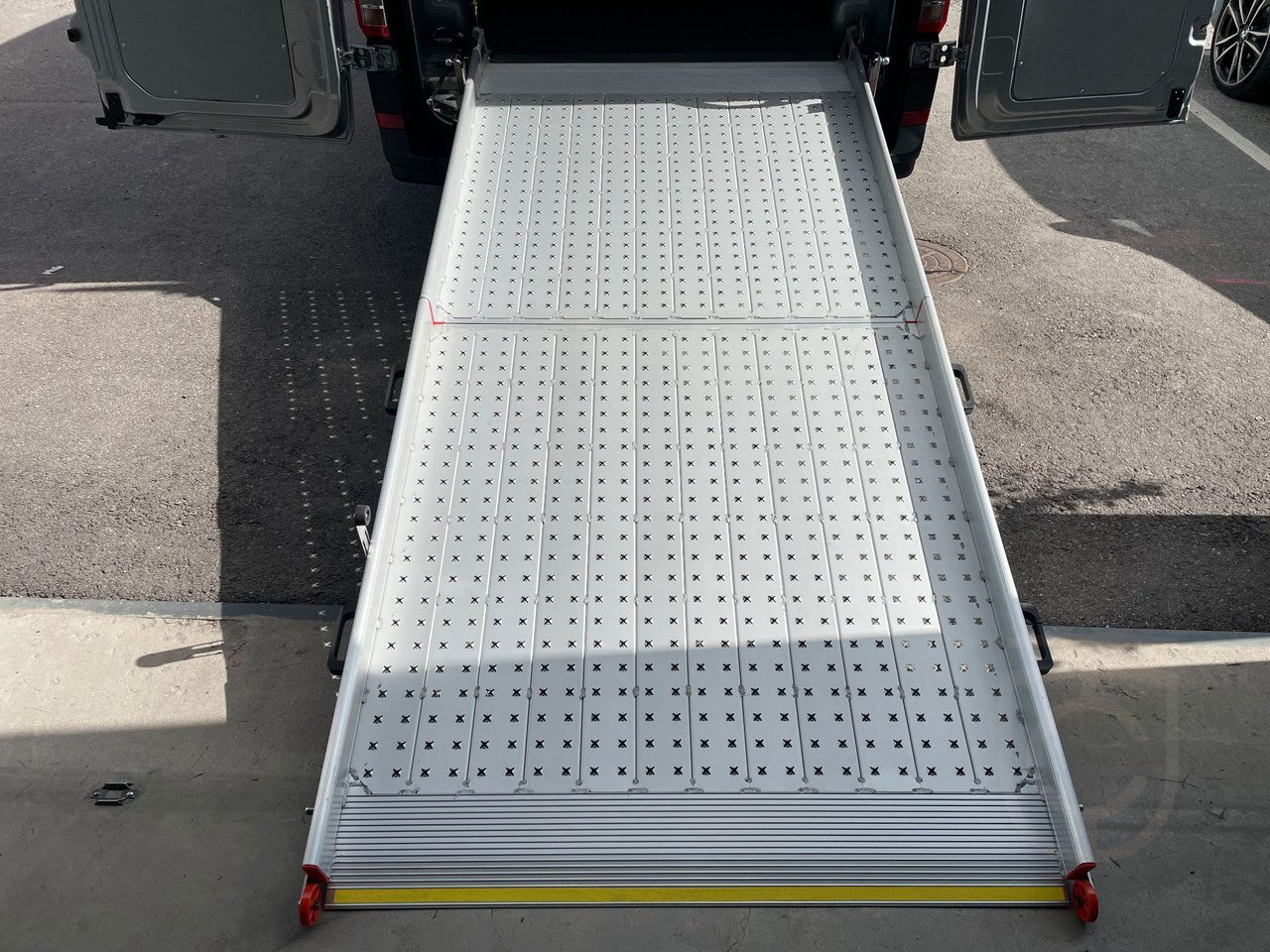 MAN TGE 3.160 4X4 L4H3 TWIN CAB LUX