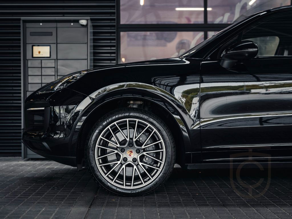 Porsche Cayenne S Platinum Edition