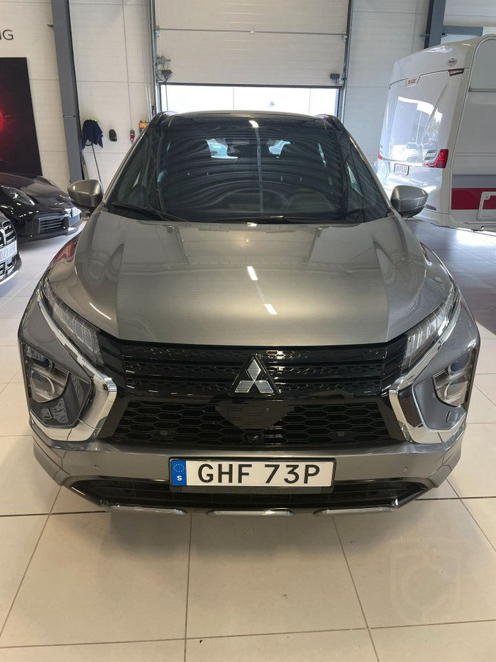 Mitsubishi Eclipse Cross Plug-In Hybrid 2.4 4WD CVT 138kW 2023 Business Instyle