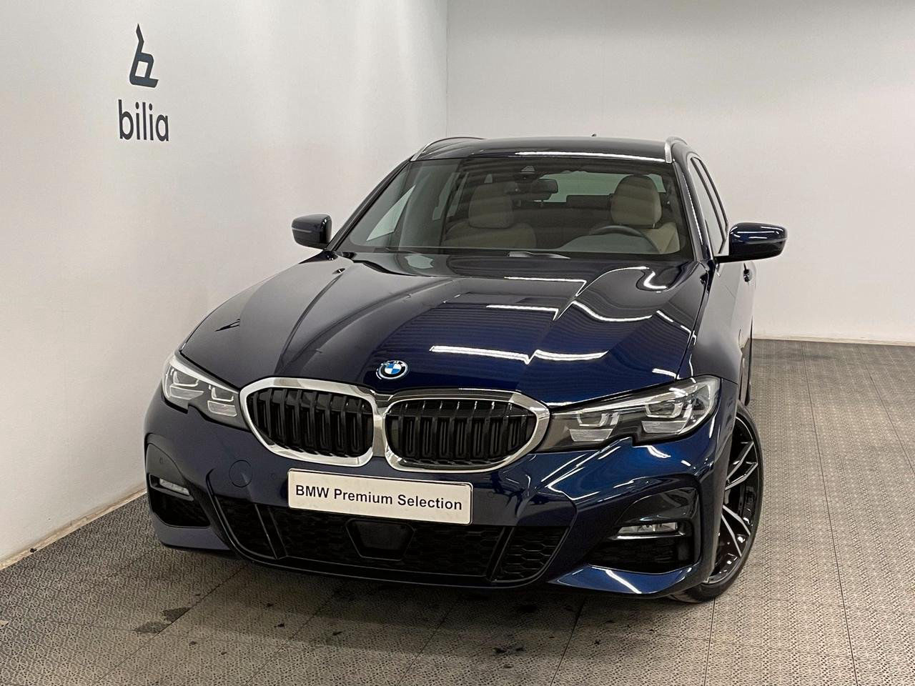 BMW 330e xDrive Touring