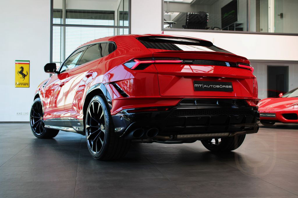 Lamborghini URUS * S * B&O 3D/BLACK &STYLE-PACK/PANORAMA/23"