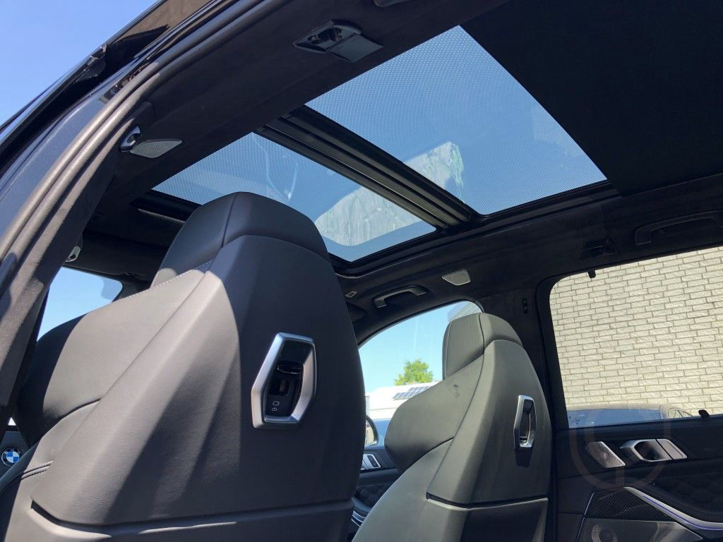 BMW X5 M Competition M Sport Open SkyBowers
