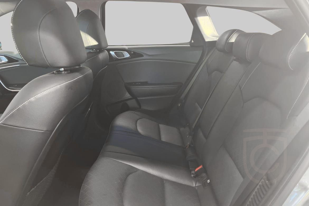 Kia Cee´d Sportswagon Plug-in Hybrid SW PHEV Advance Plus 2