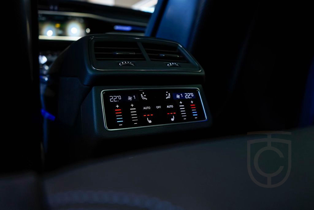 Audi RS6 4.0 TFSI quattro performance RS-SCHALENSITZE