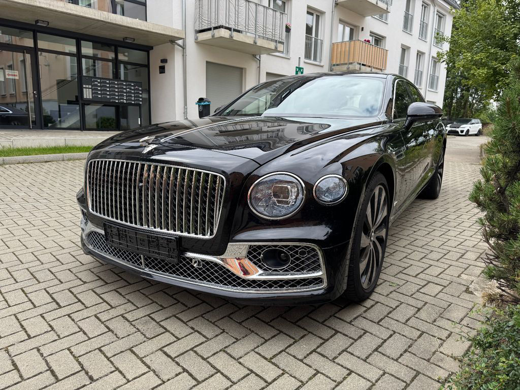 Bentley Flying Spur V8 Mulliner/Rotating/RearTV/DynamicR