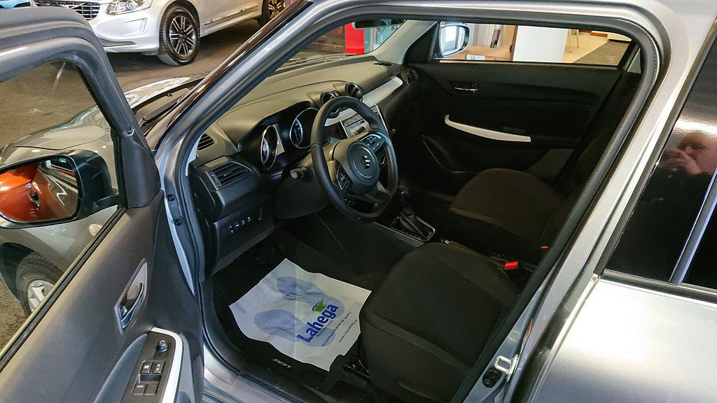 Suzuki Swift 1.2 Hybrid Select Automat