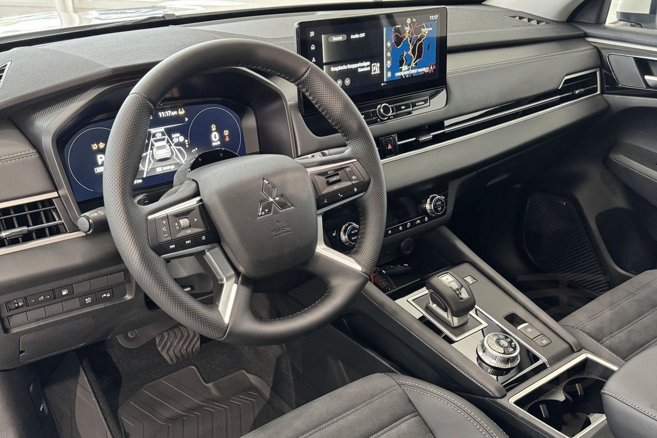 Mitsubishi Outlander Invite PHEV