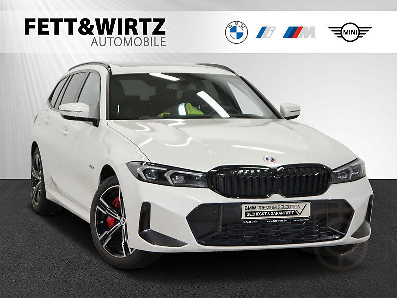 BMW 330e xDrive Touring