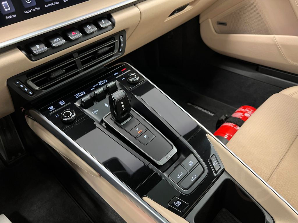 Porsche 911 Carrera 4S