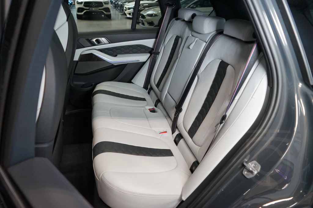 BMW X5 M COMP*MASSAGE*PANO*WARRANTY*85.785€ NETTO
