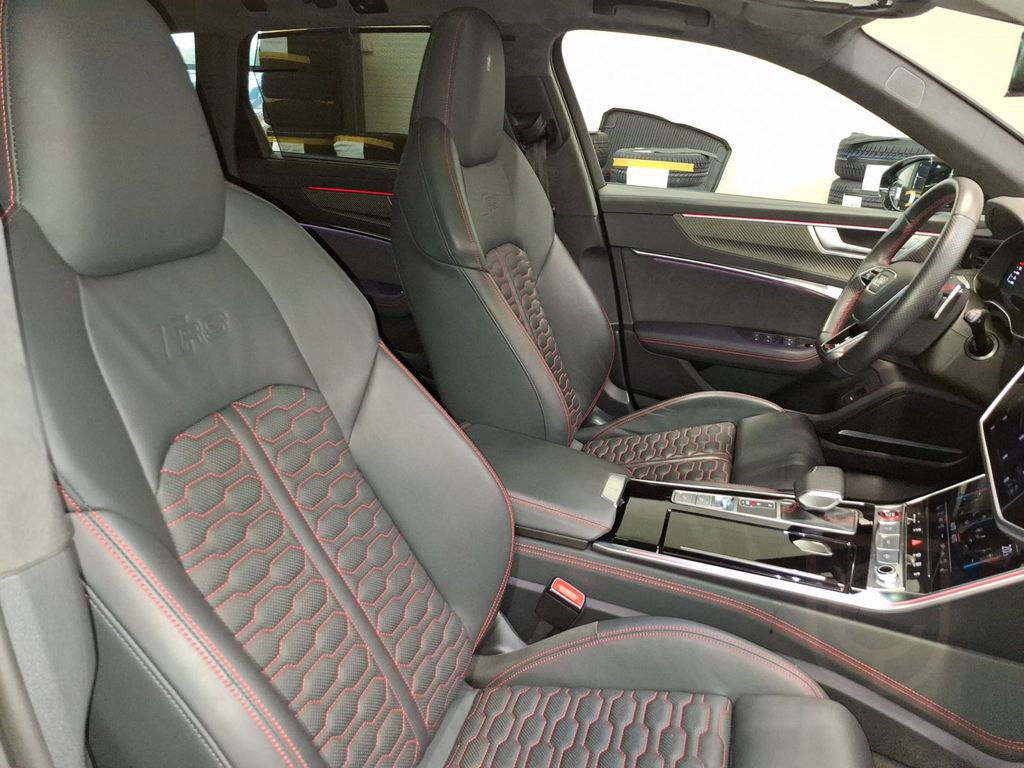 Audi RS 6 Avant 6 441(600) kW(PS)