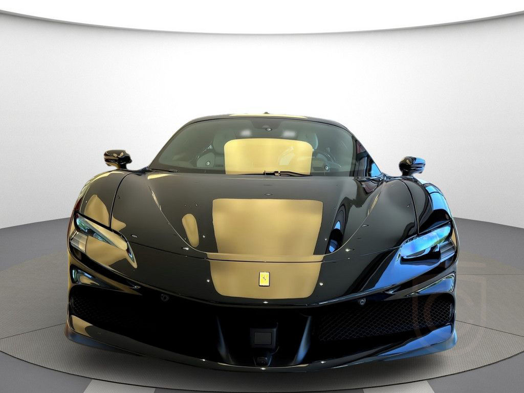 Ferrari SF90 Stradale KURVENLICHT PDC LEDER KAMERA NAVI