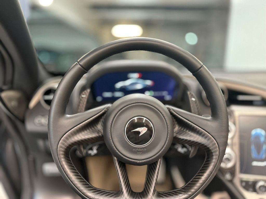 McLaren 720S Spider / Electrochromic Roof / Carbon Fibre