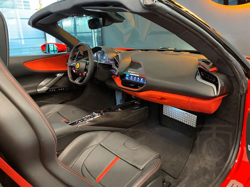 Ferrari SF90 Spider*Lift*Carbon*