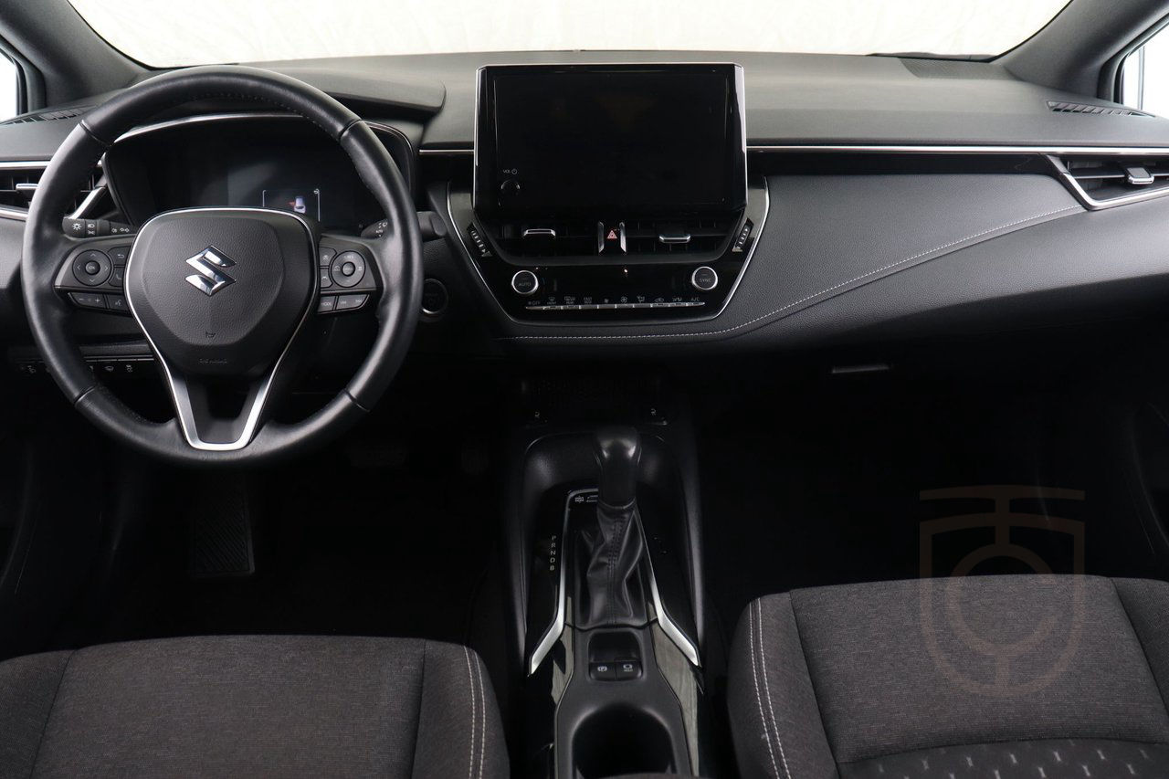 Suzuki Swace Select