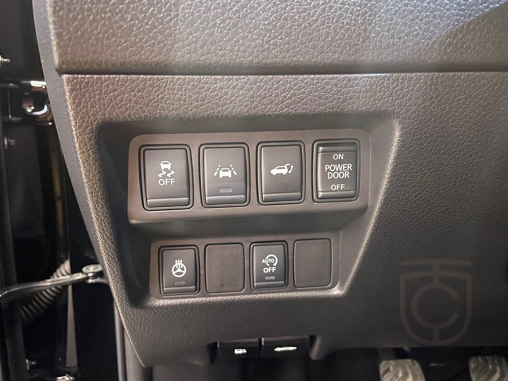 Nissan X-Trail 1.7dCi Tekna 7-sits Pano M-värm 150hk