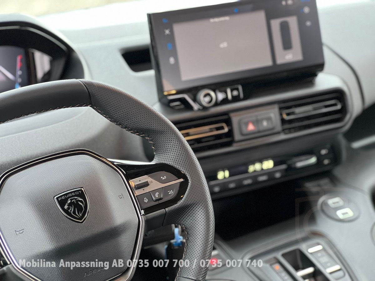 Peugeot Rifter Handikappanpassad Rullstolsbil