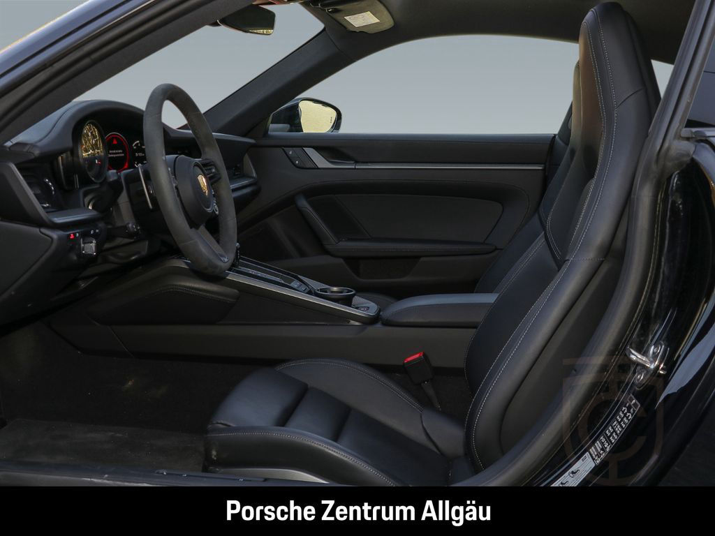 Porsche 992 911 Carrera 4S Surround-View Sport Chrono