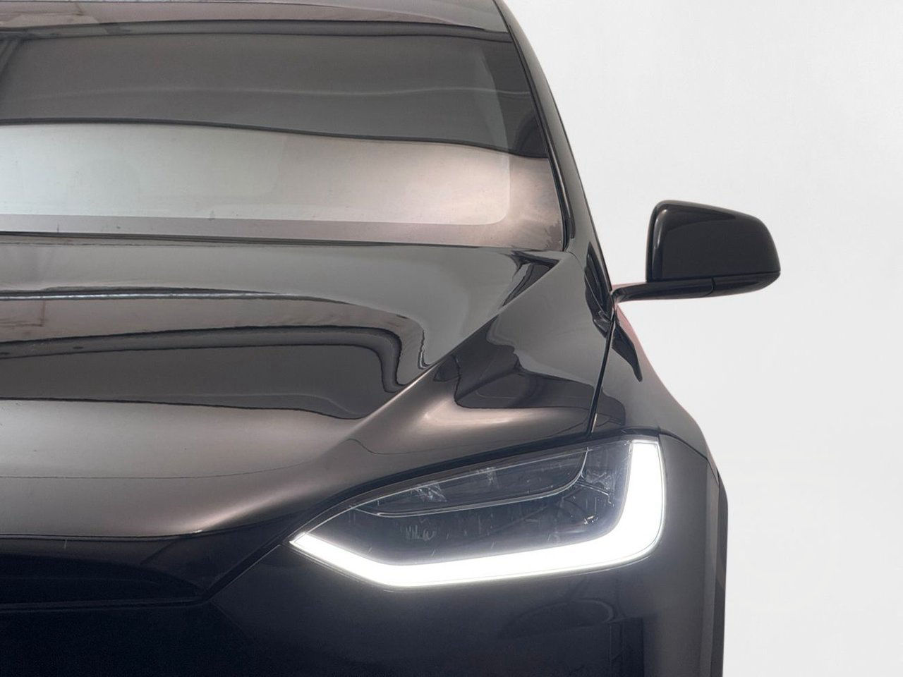 Tesla Model X Plaid
