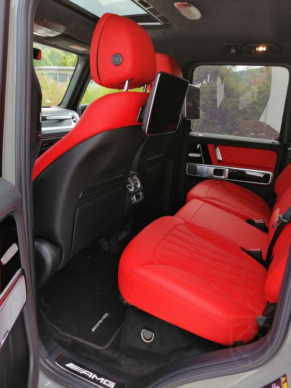 Mercedes-Benz G 63 AMG Carbon-Entertainment-Night-A22 Prod25