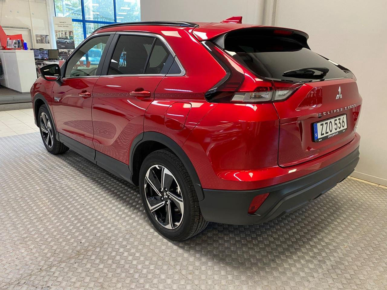 Mitsubishi Eclipse Cross Plug-In Hybrid 2.4 4WD CVT