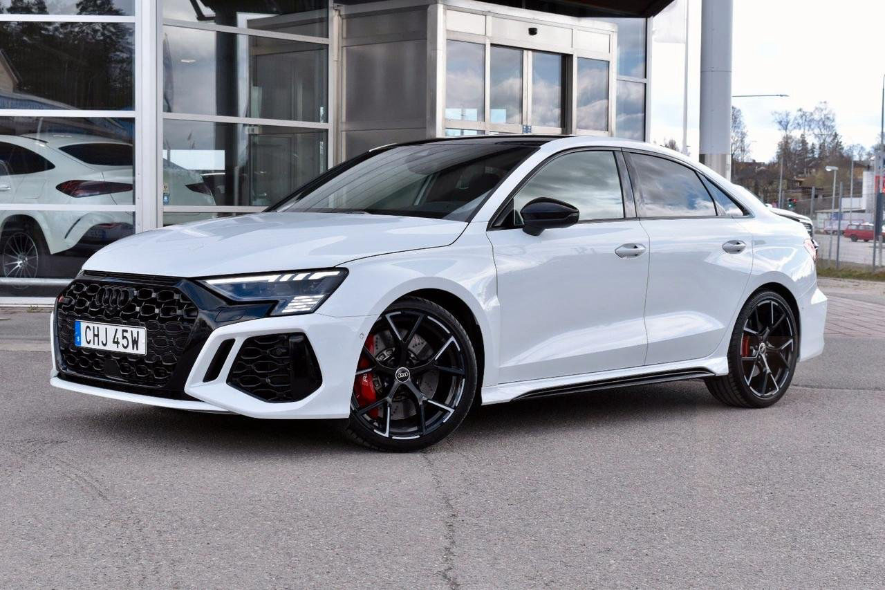 Audi RS3 Sedan TFSI Q
