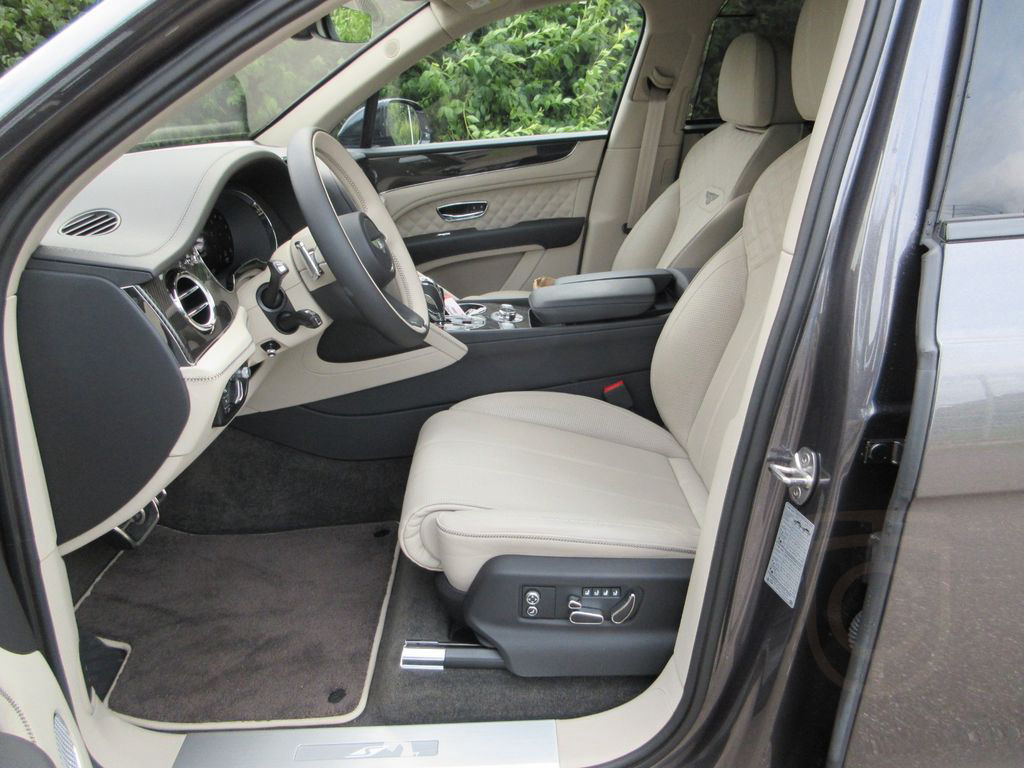 Bentley Bentayga 4.0 V8 S 4WD Autom./Ceramic Brakes/Naim