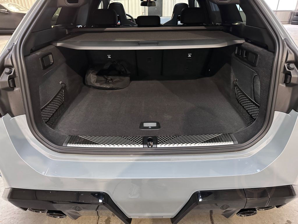 BMW M5 Plug-In Hybrid xDrive TOURING*PANO*AHK*CARBON
