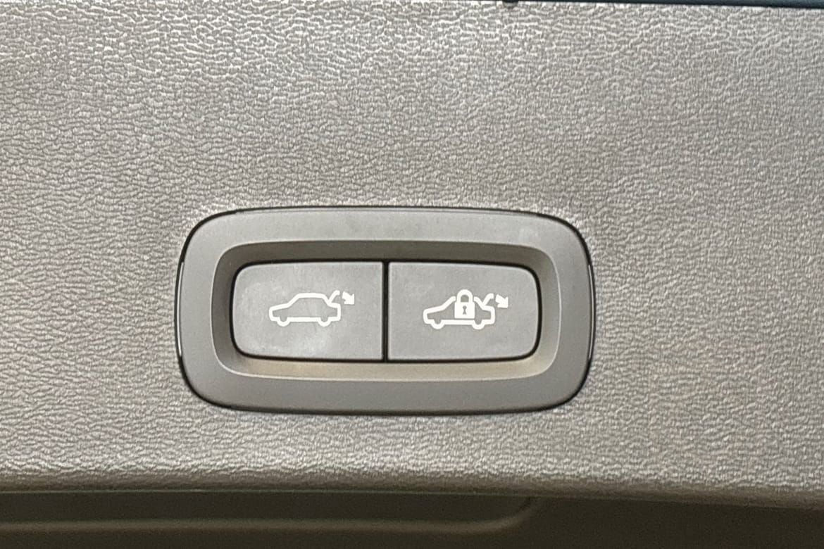 Volvo XC40 Recharge Single Motor Extended Range Plus