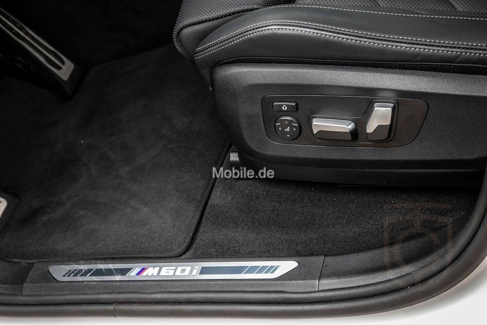 BMW X5 M60i Navi adLED harman/kardon RKam HeadUp AHK