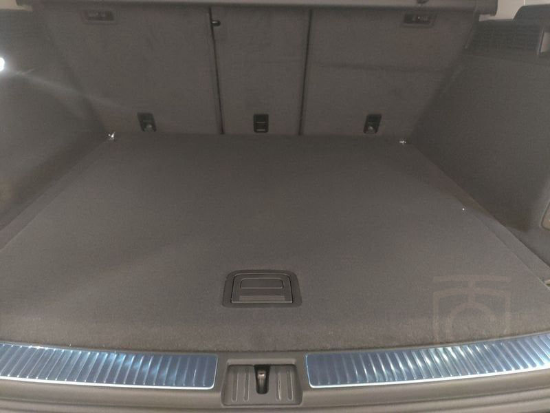 Volkswagen Touareg 3.0 V6 TSI eHybrid Elegance
