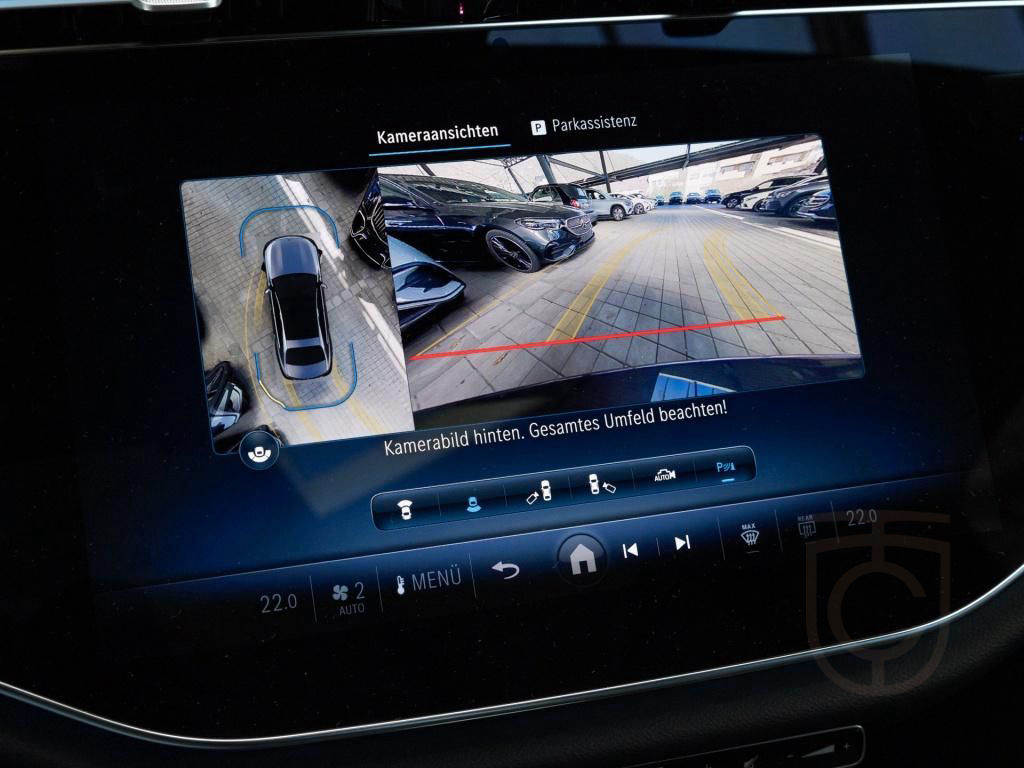 Mercedes-Benz E 200 AMG/Superscreen/Digital/Pano/360/Burm4D/20