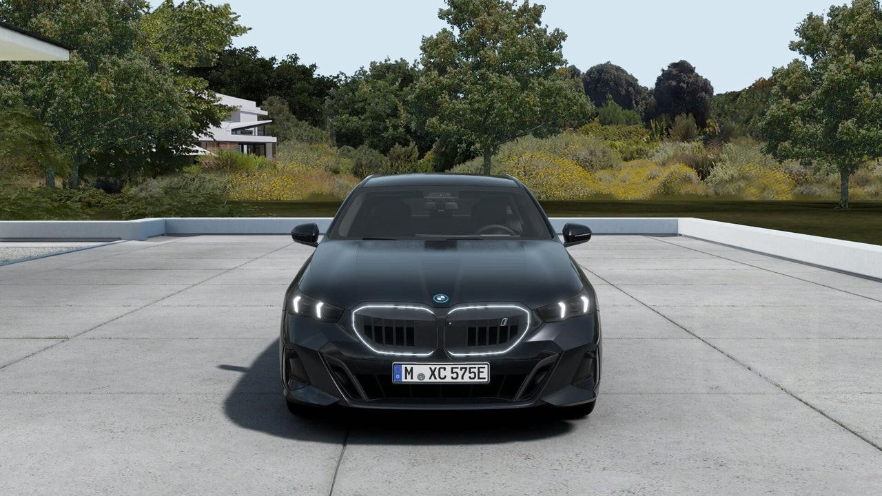 BMW i5 xDrive40 Touring M Sport Pro Business Launch Ed