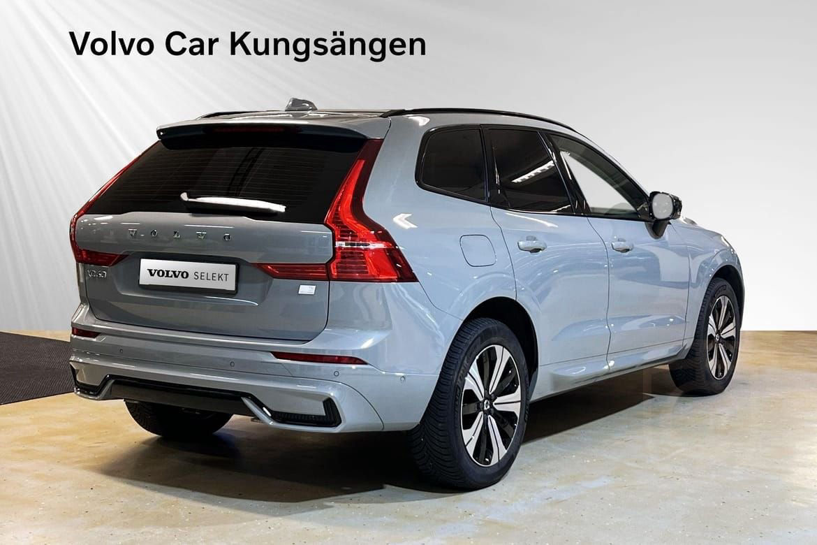 Volvo XC60 Recharge T6 II Plus Dark Edition. 360