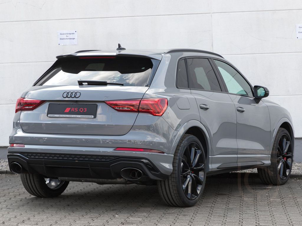 Audi RSQ3 2.5 TFSI Q 360* MATRIX SONOS RS SPORT-AGA P