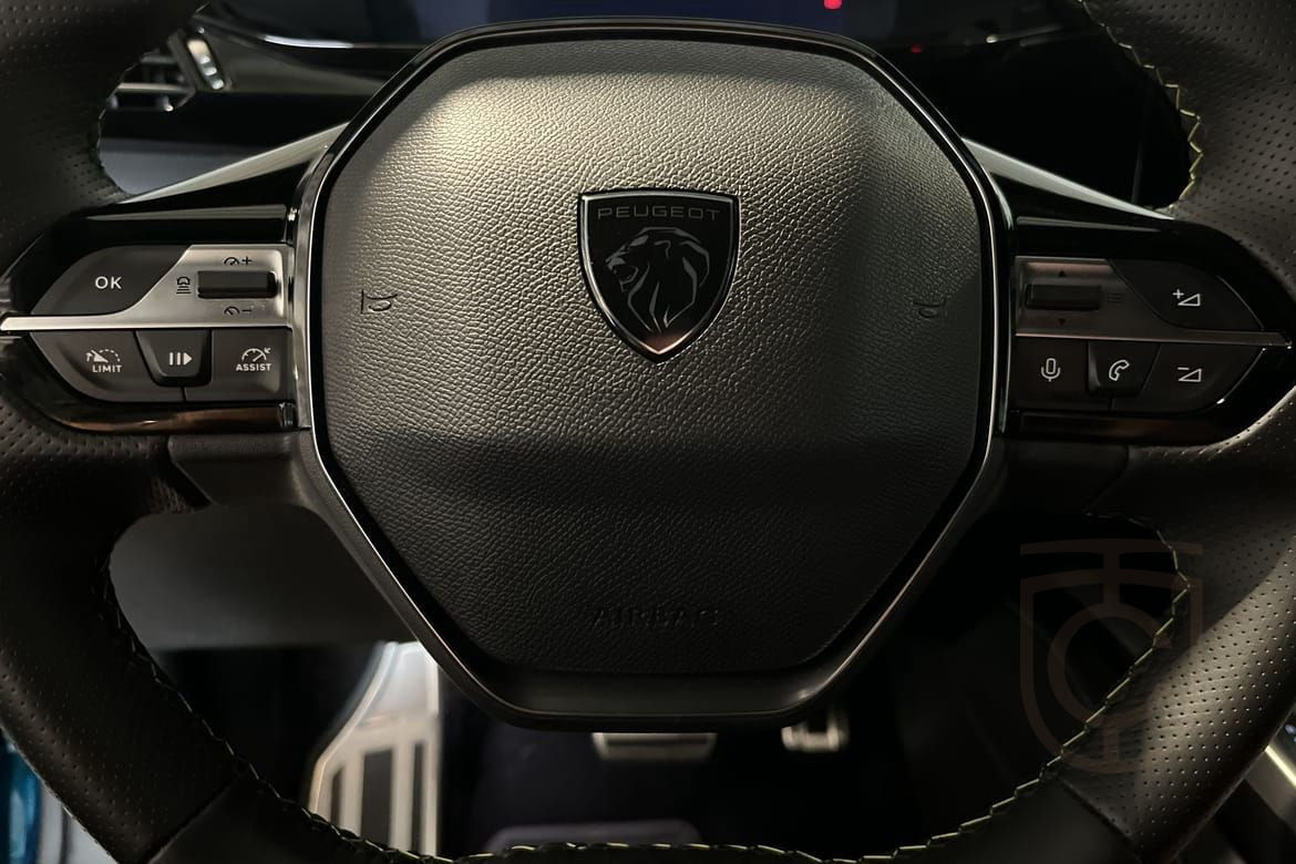Peugeot 408 GT