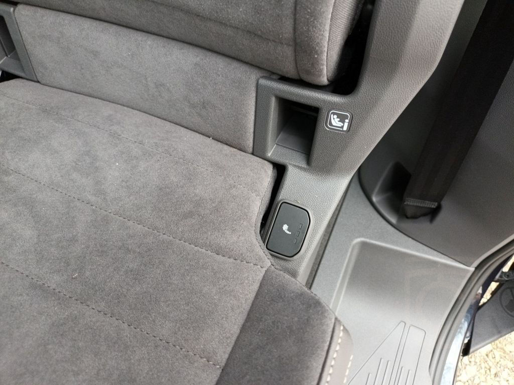 Volkswagen T7 Multivan Life lang 2.0 TDI+Anhängerkupplung+R