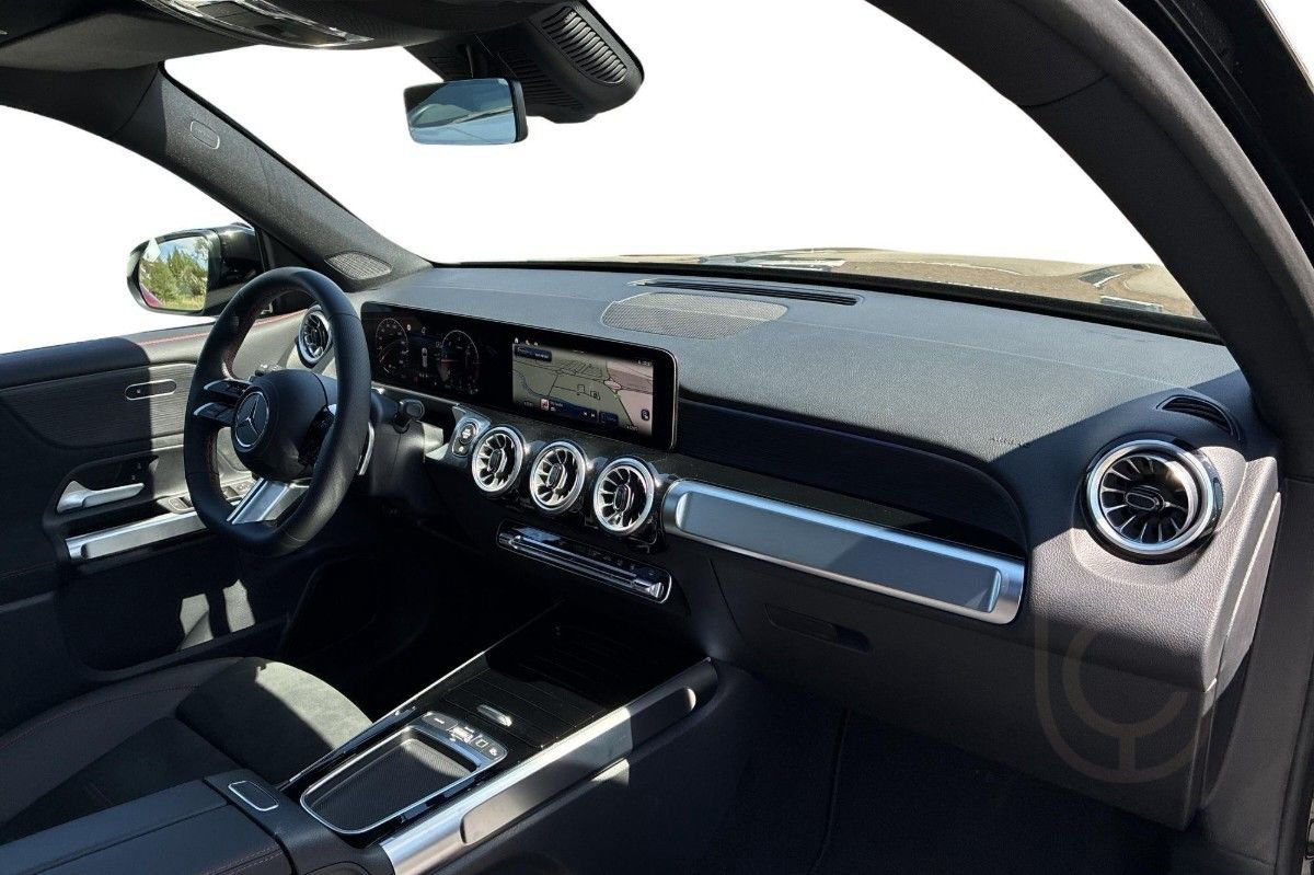 Mercedes-Benz GLB 220 d 4MATIC