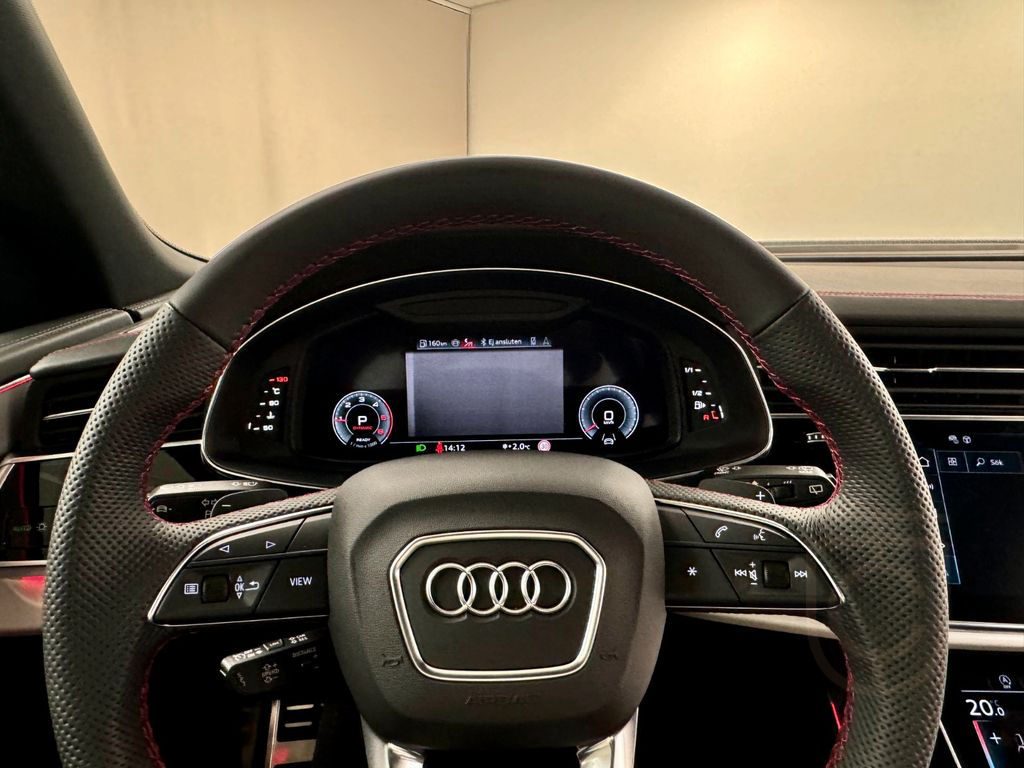 Audi Q8 50 TDi Q S-LINE Black EDT. *FULL* NP: 89.592€