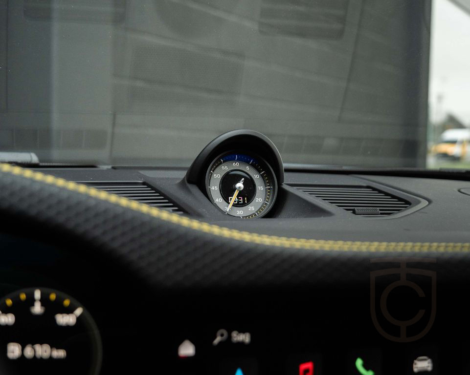 Porsche 992(911) GT3 Touring*PCCB*BOSE*LIFT*PASM*VTS
