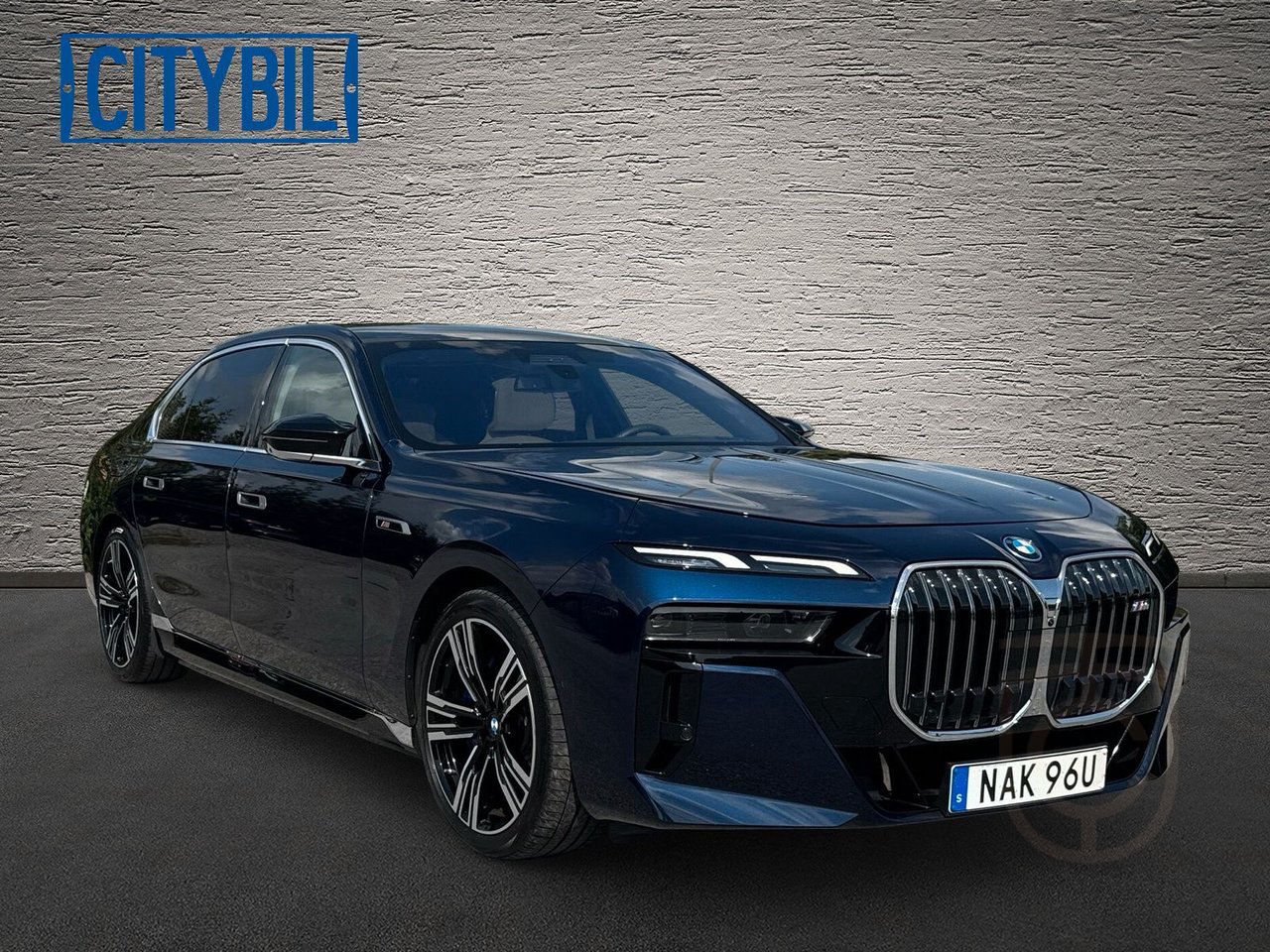 BMW M760 e L xDrive - Exclusive - Individual - Connosieur