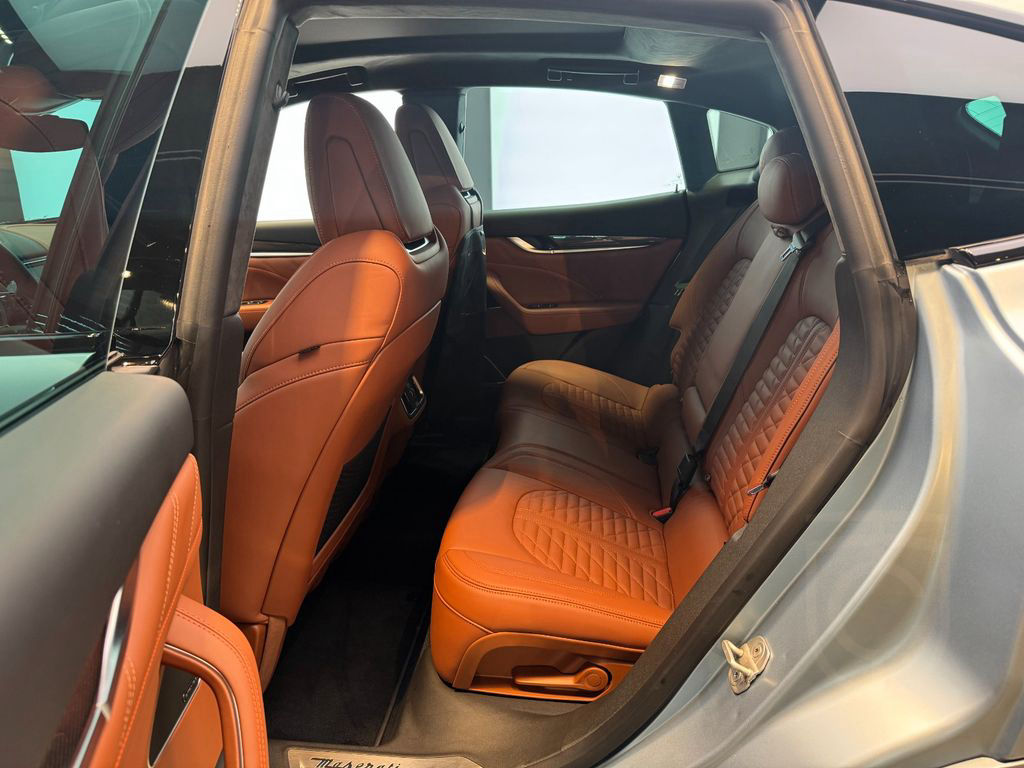 Maserati Levante 3.0 V6 430HP Modena *F-Tributo* Lim.Ed