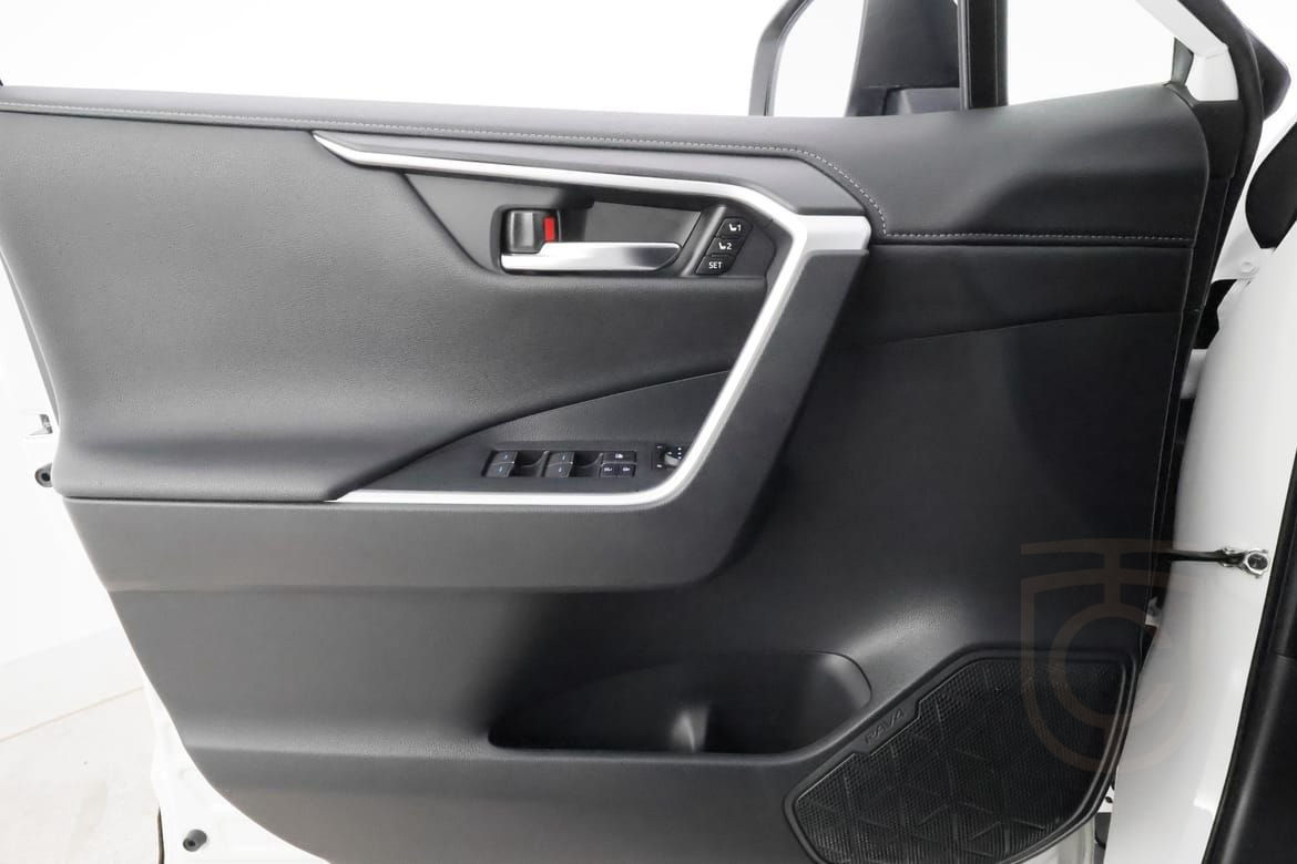 Toyota RAV4 Hybrid AWD-i E-CVT Executive