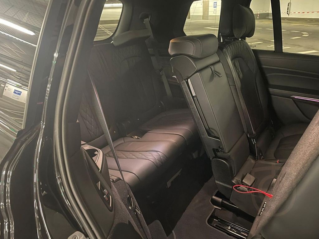BMW X7 xDrive 40 d M Sport ALL BLACK FULL 23" 7 S