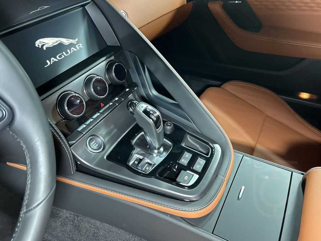 Jaguar F-Type Coupe P450 75 AWD Black-Pack Panorama Tot