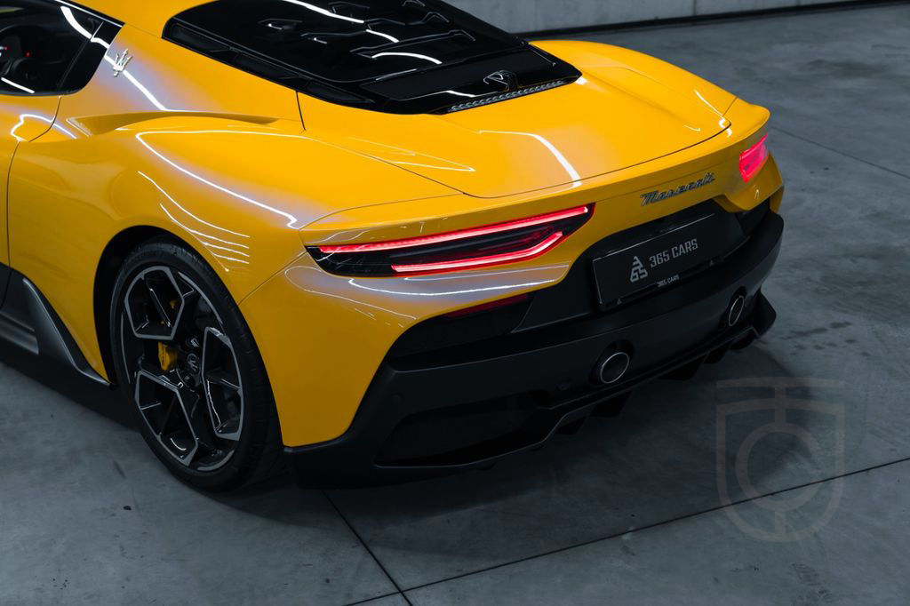 Maserati MC20 3.0 V6 DCT | Lift | Sabelt | Sunus Faber